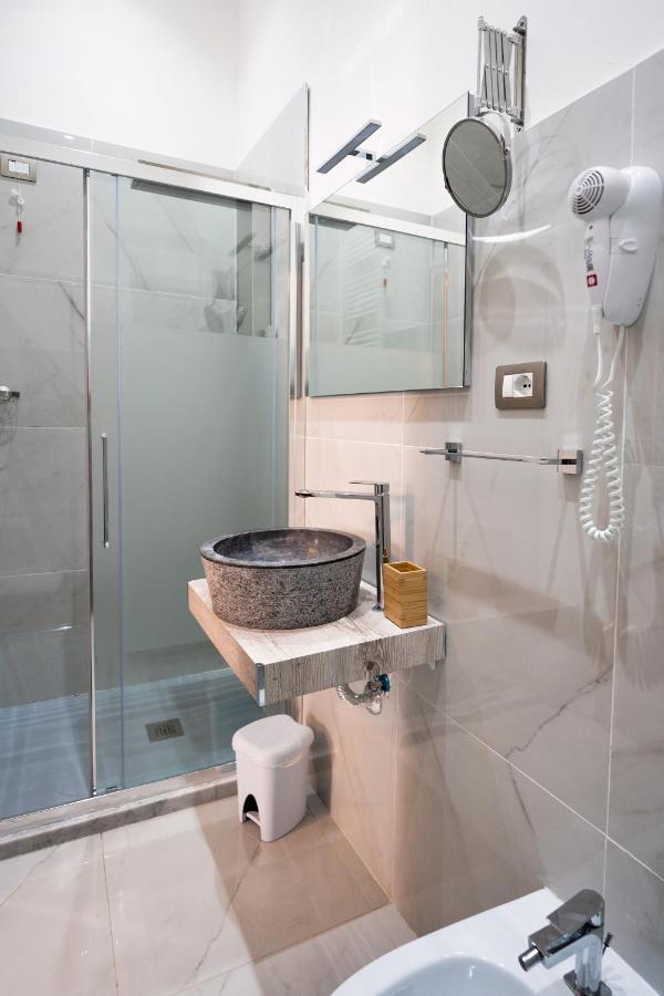 나폴리 Antica Dimora Deluxe B&B 외부 사진