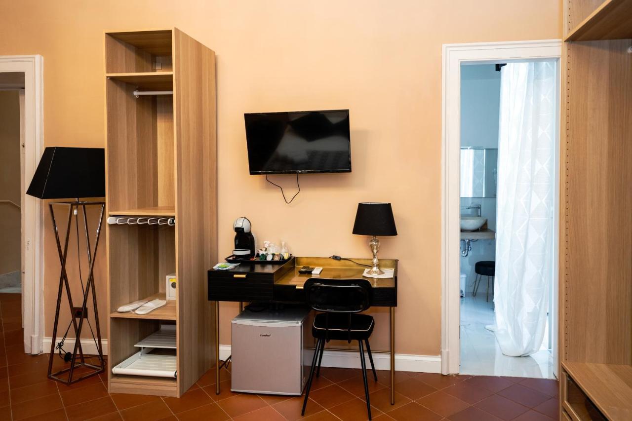 나폴리 Antica Dimora Deluxe B&B 외부 사진