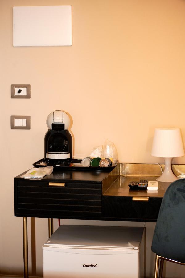 나폴리 Antica Dimora Deluxe B&B 외부 사진