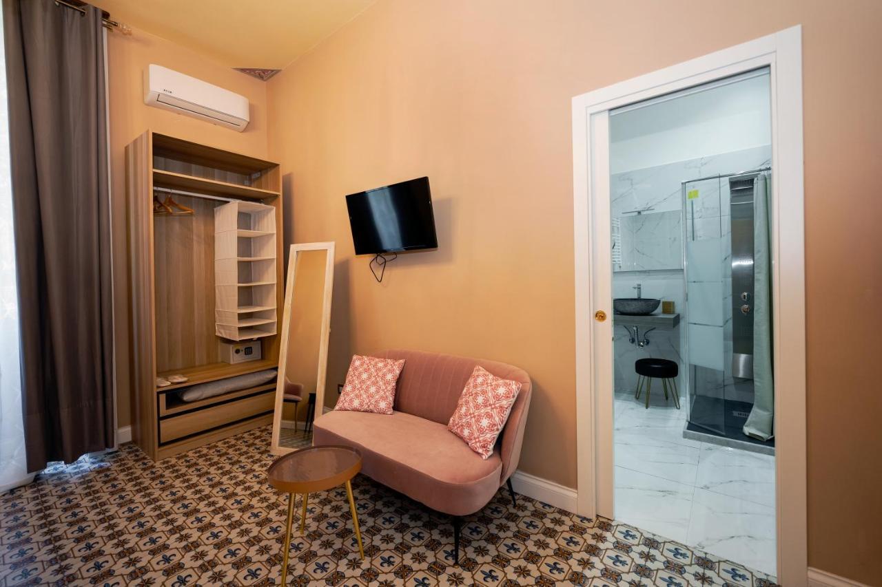 나폴리 Antica Dimora Deluxe B&B 외부 사진