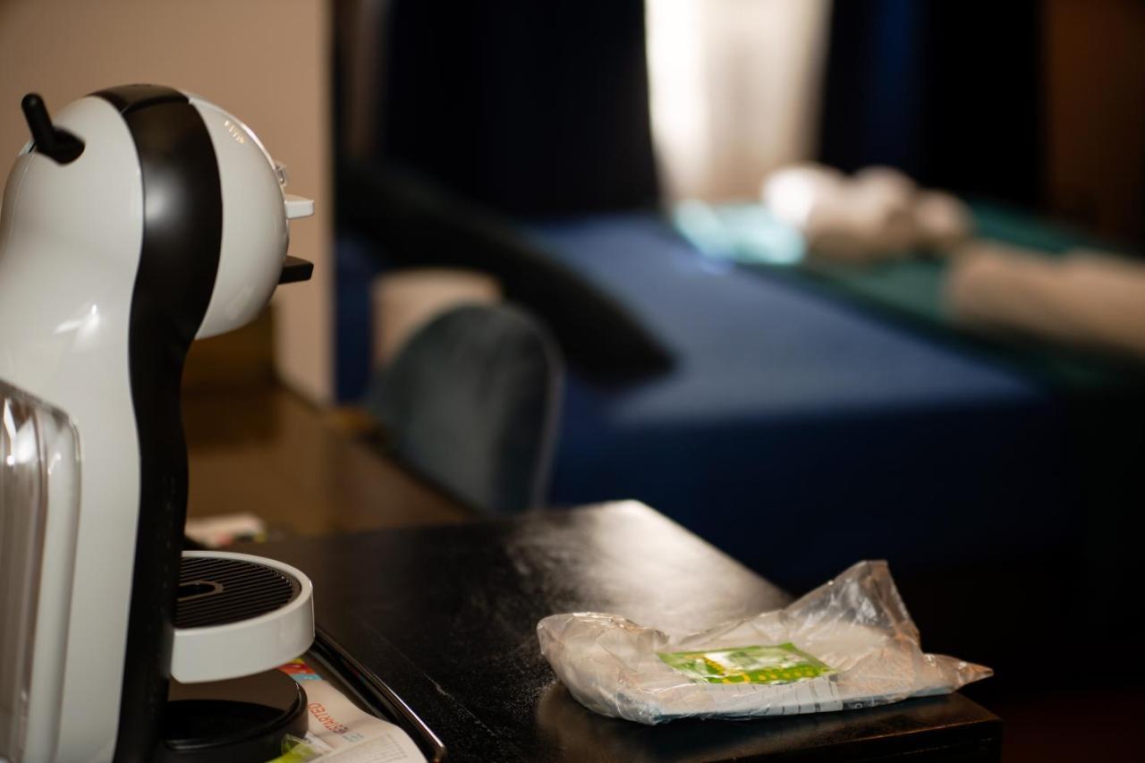 나폴리 Antica Dimora Deluxe B&B 외부 사진